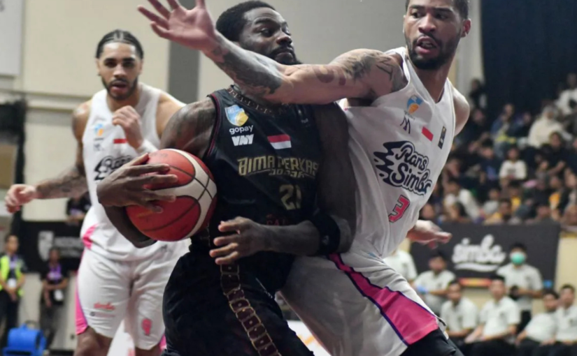 Ancaman Pergantian Pelatih Menghantui Bima Perkasa Jogja dan Pacific Caesar Surabaya di IBL