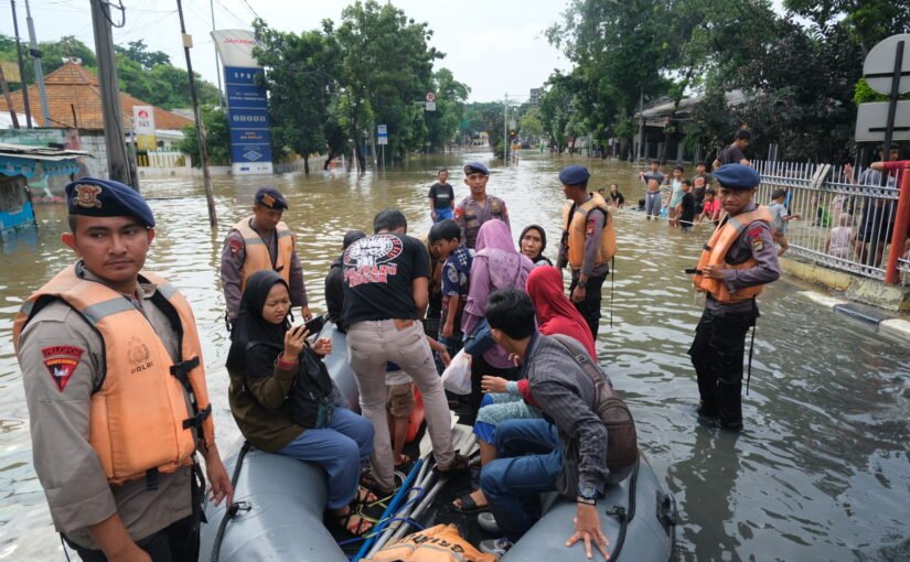 BMKG: Banjir Jakarta Dipicu Luapan Air dari Bogor